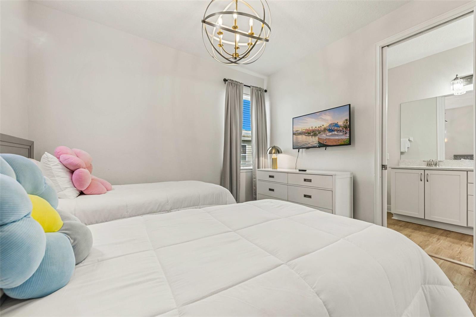 REUNION WEST PH 4 - Residential Lease