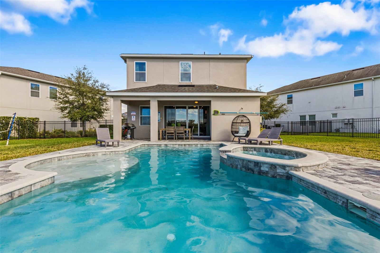 REUNION WEST PH 4 - Residential Lease