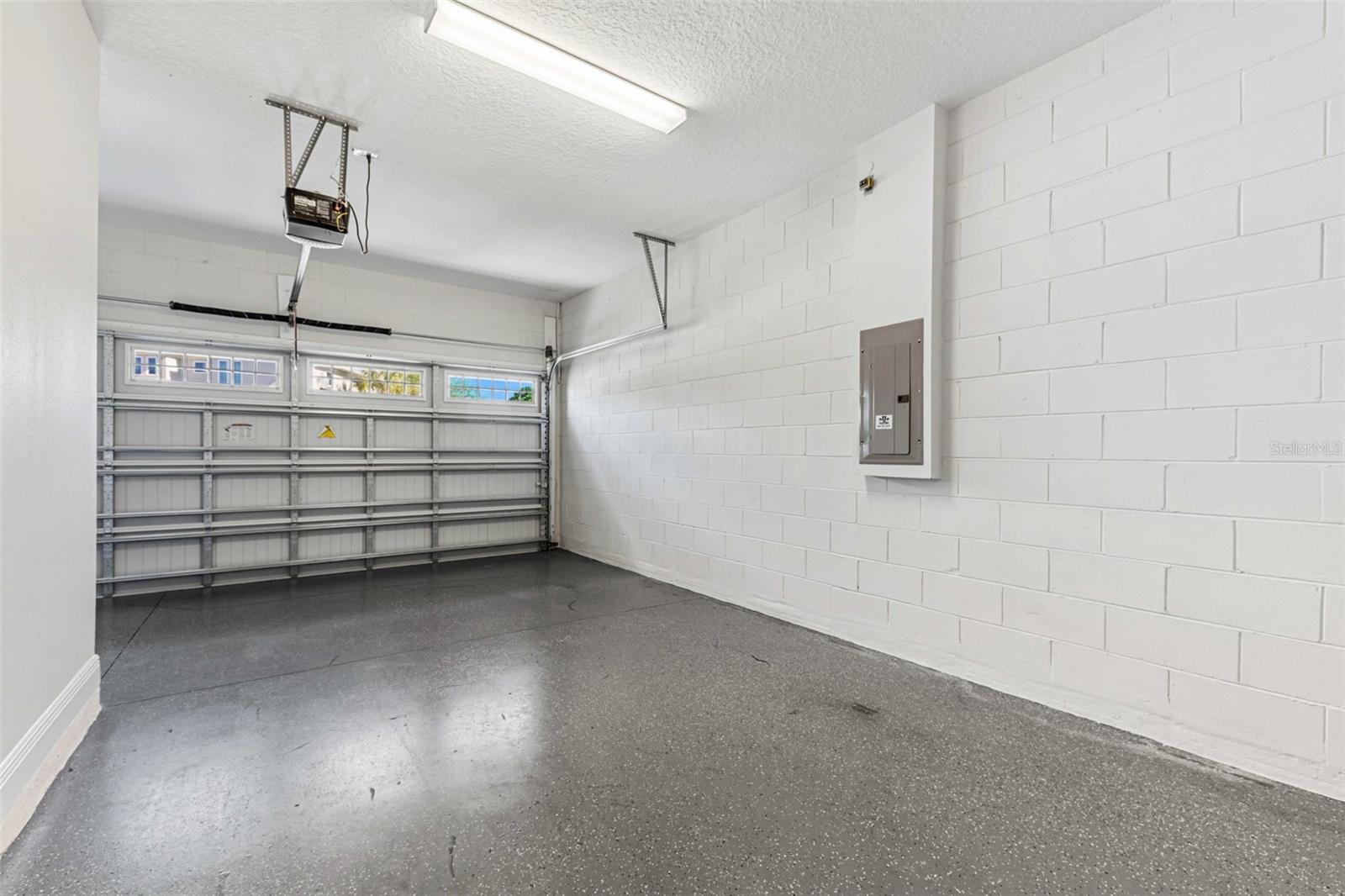 REUNION WEST PH 4 - Residential Lease