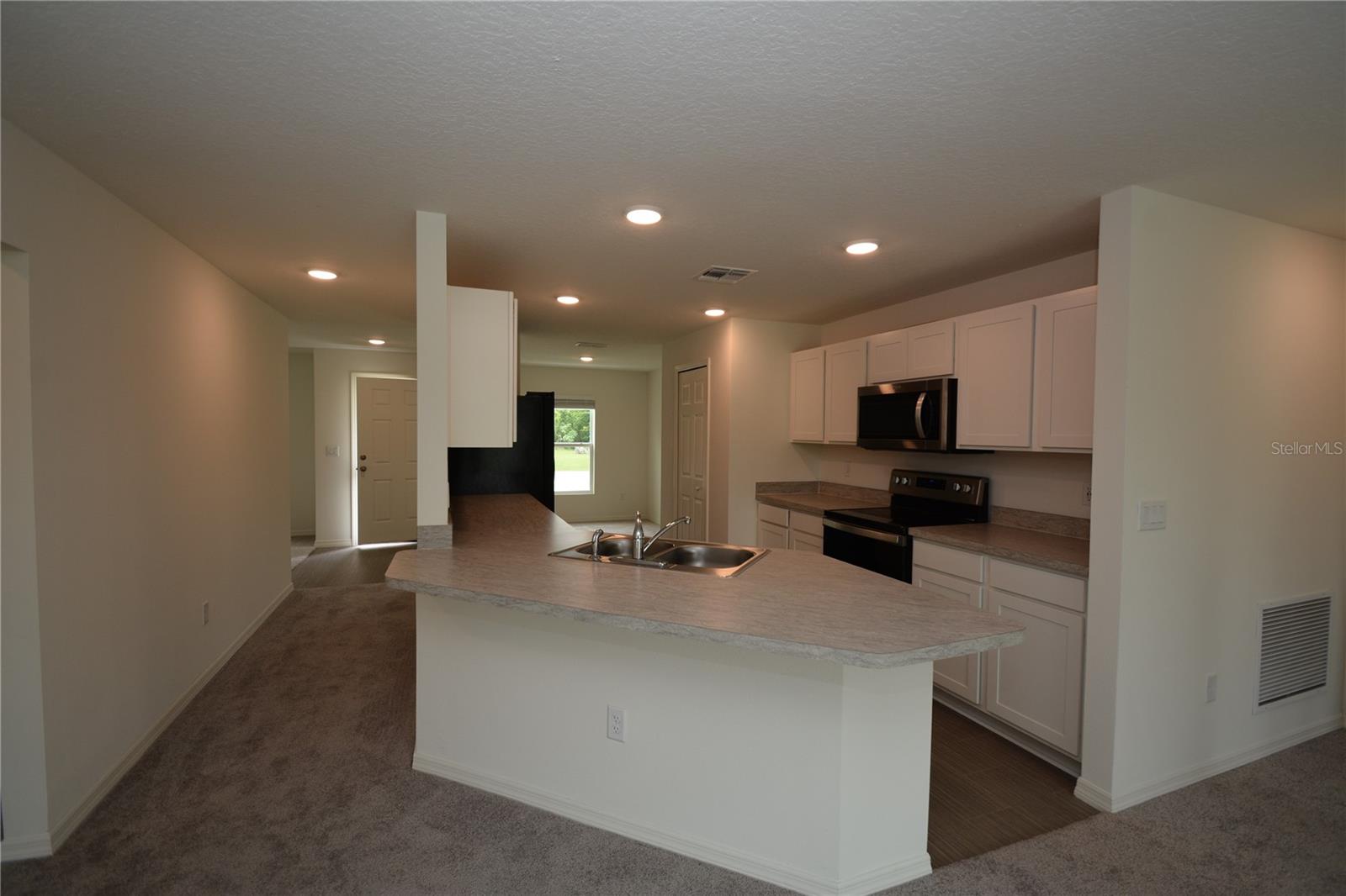 PALM COAST SEC 32 - Residential Lease