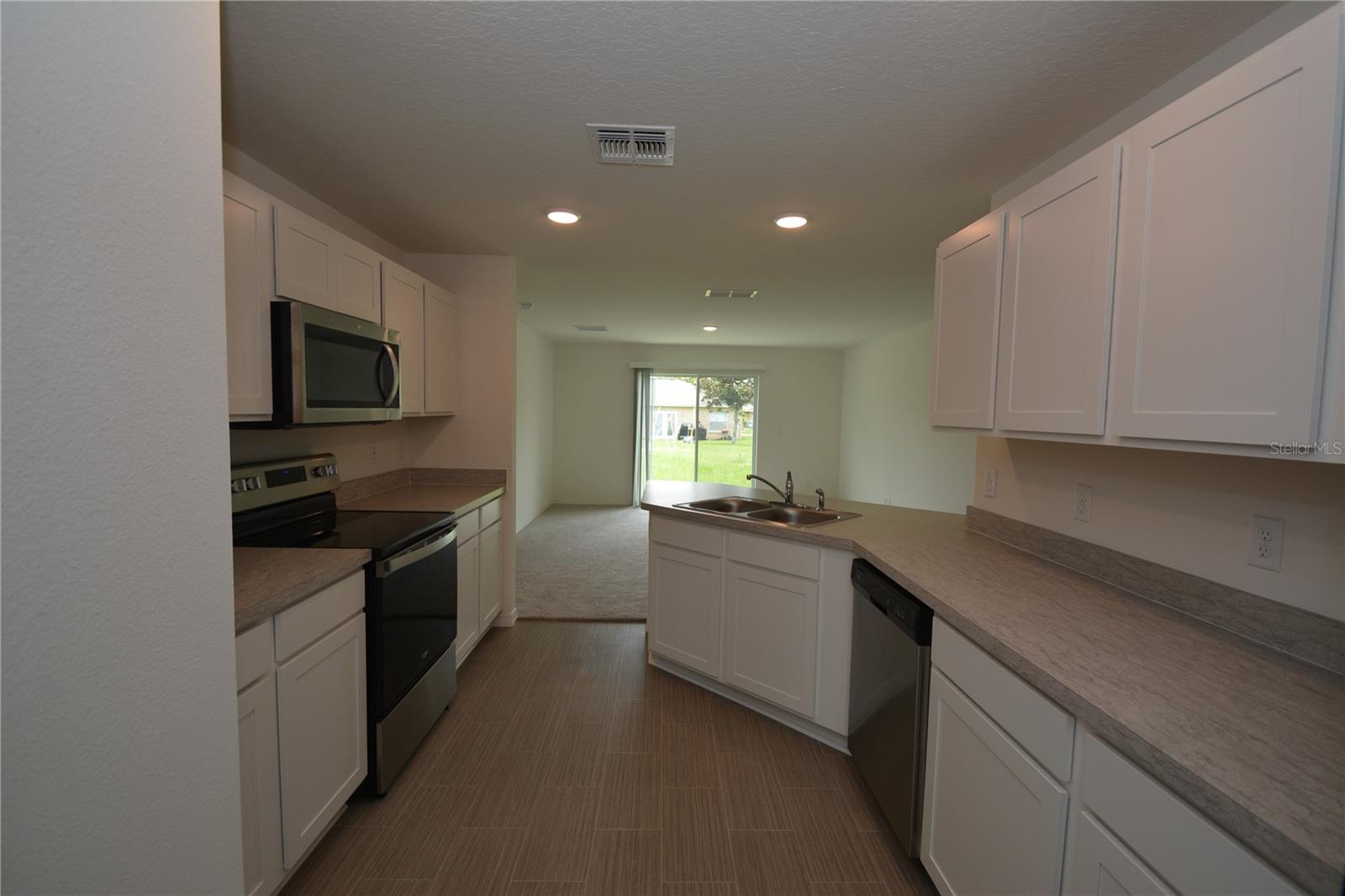 PALM COAST SEC 32 - Residential Lease