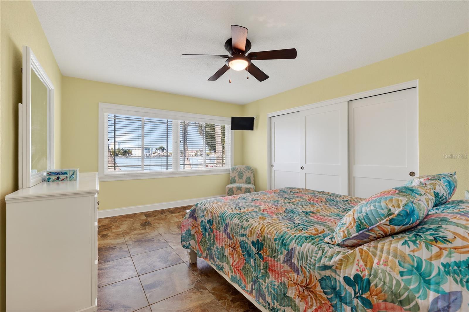 BRIGHTWATER BEACH ES - Residential