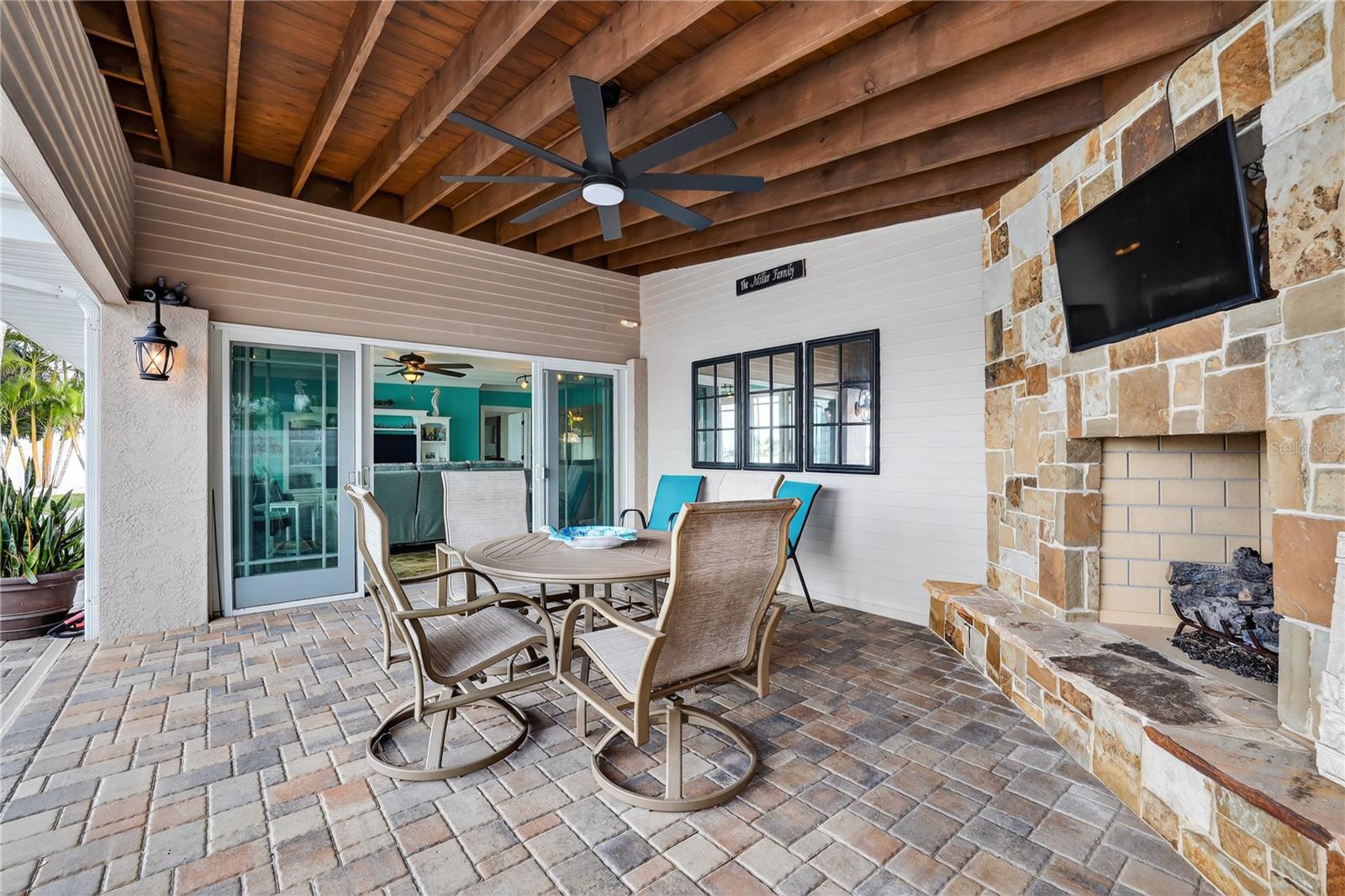 BRIGHTWATER BEACH ES - Residential