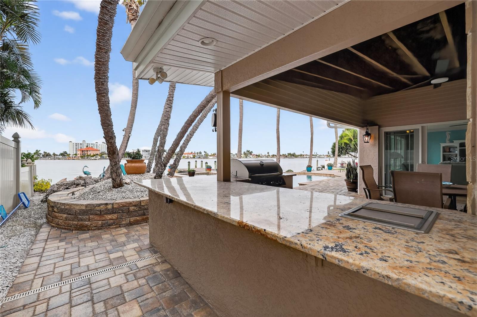 BRIGHTWATER BEACH ES - Residential