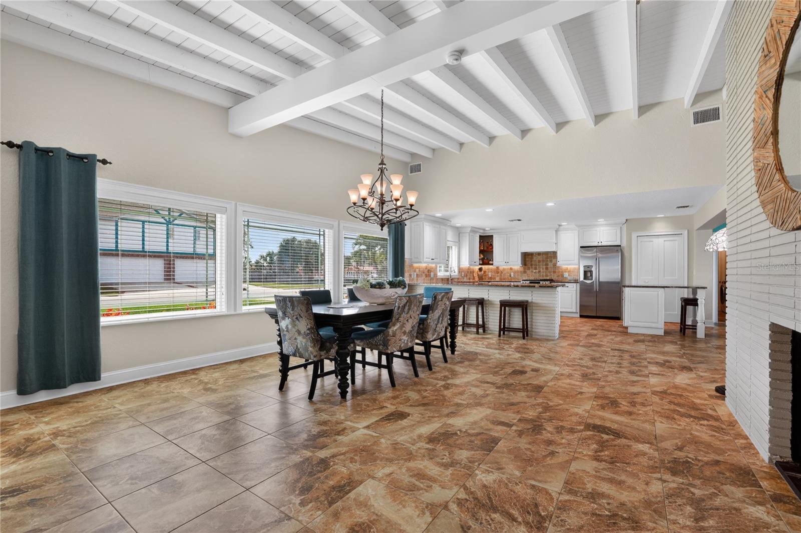 BRIGHTWATER BEACH ES - Residential