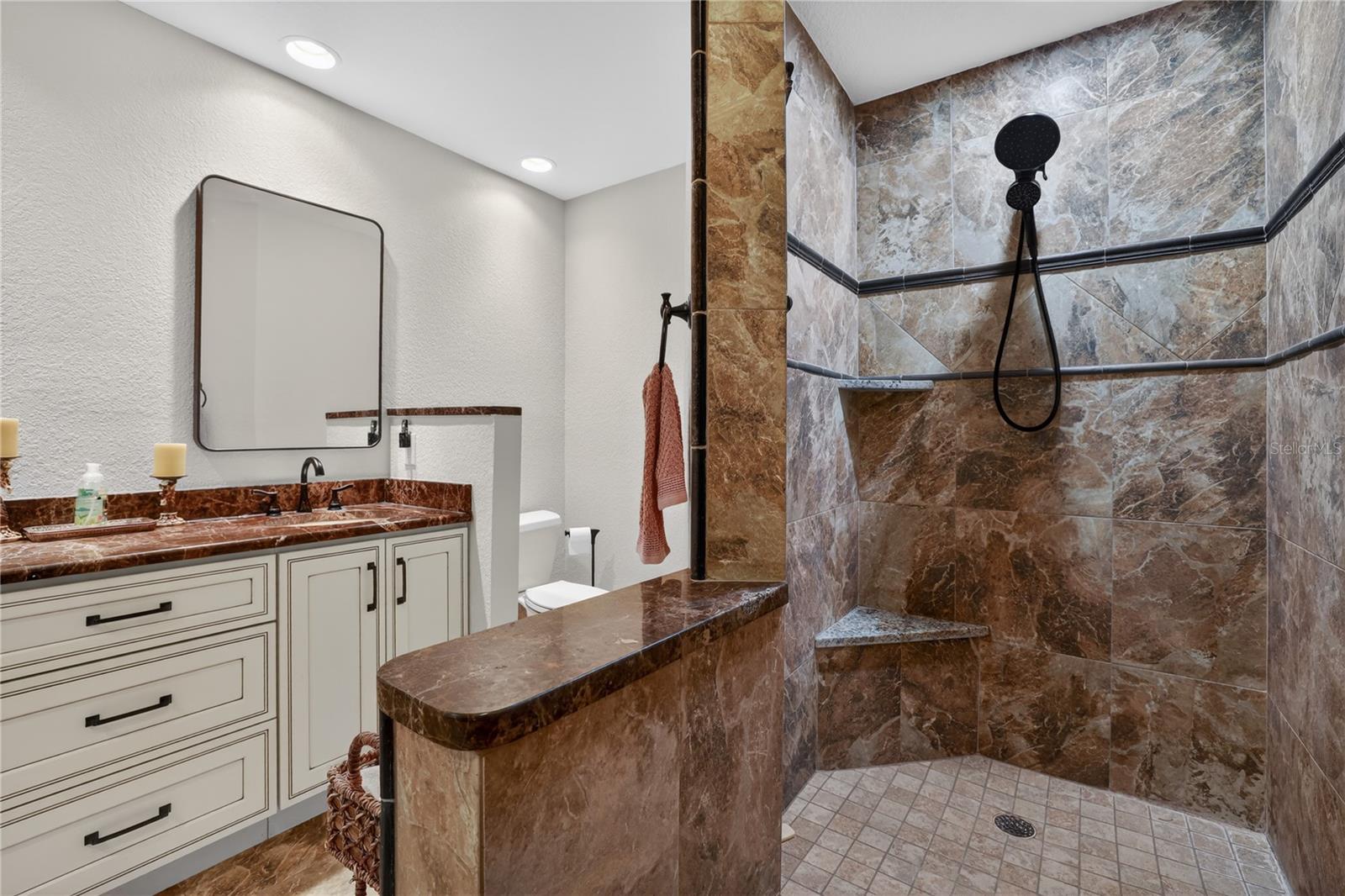 BRIGHTWATER BEACH ES - Residential