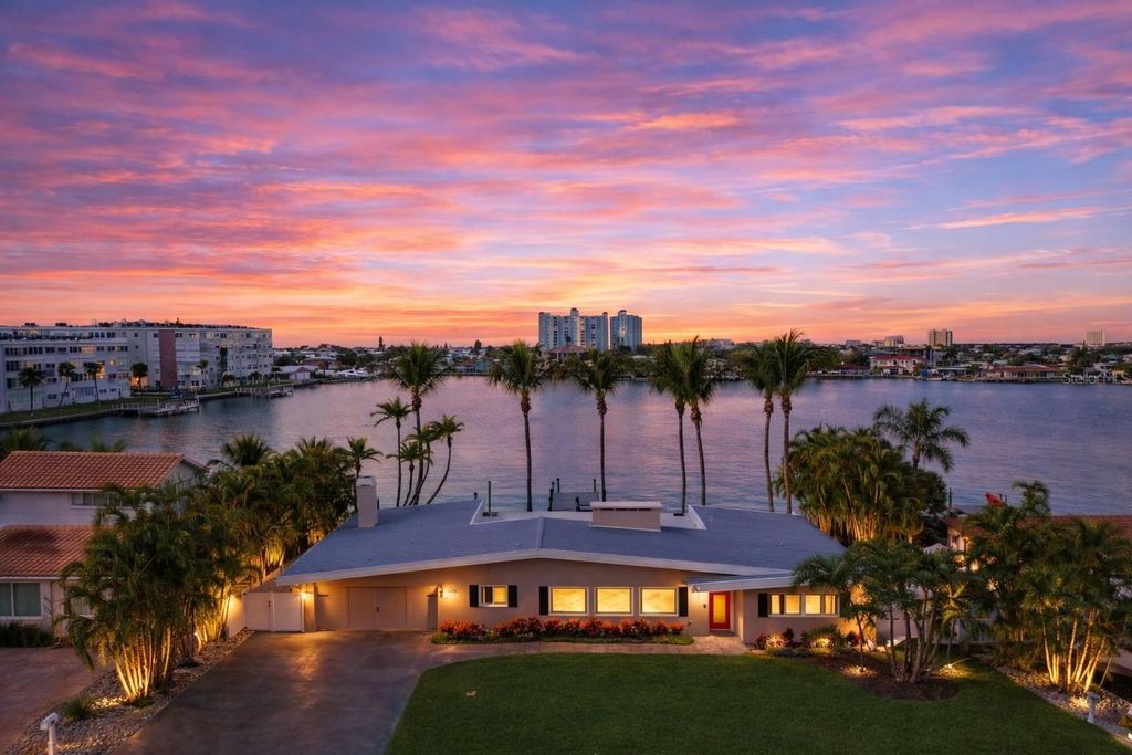 Photo of 225 55th Avenue, St Pete Beach, FL 33706 (MLS # TB8461157)