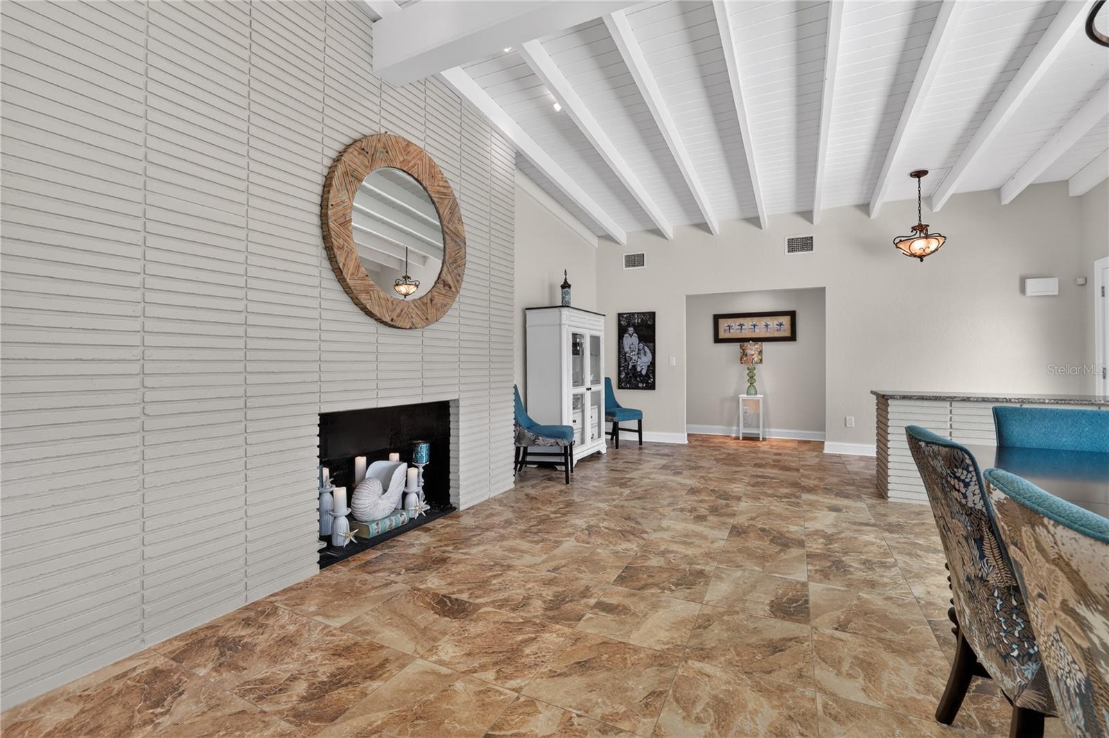 BRIGHTWATER BEACH ES - Residential