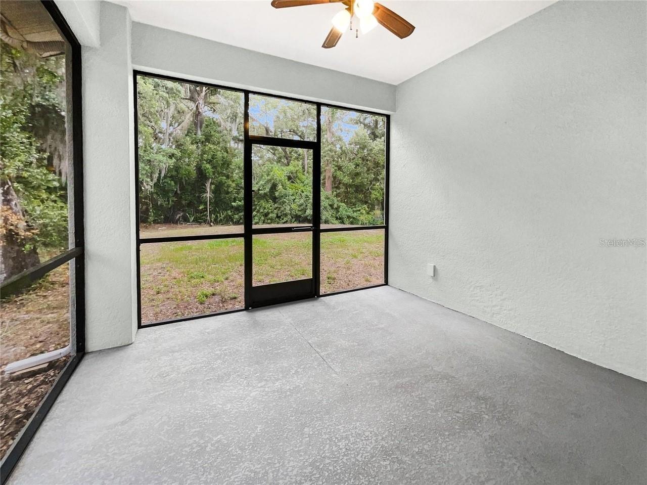 ACREAGE & UNREC - Residential Lease