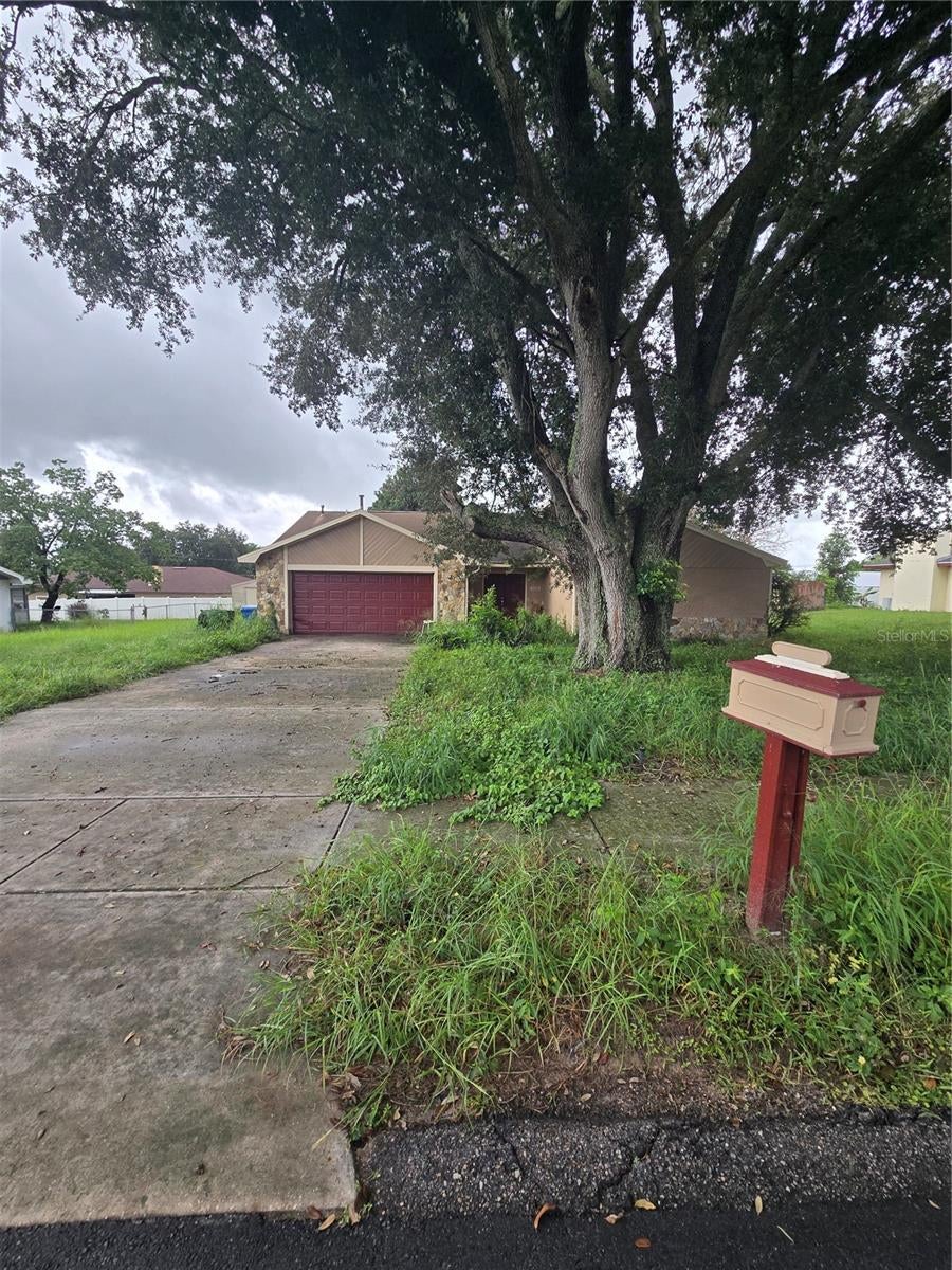 1406 MEADOW DRIVE NE