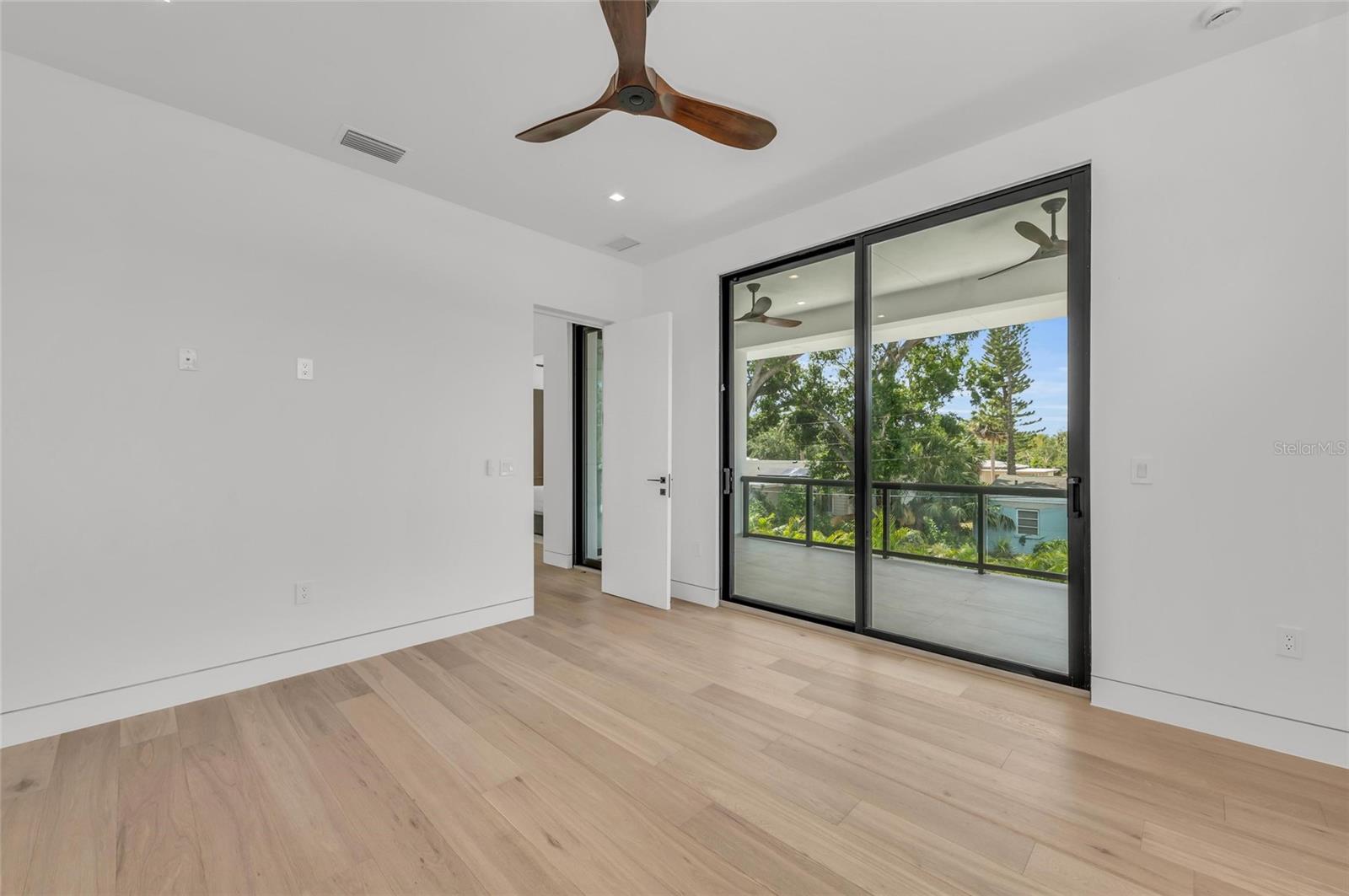 GROVE LAWN REP - Residential