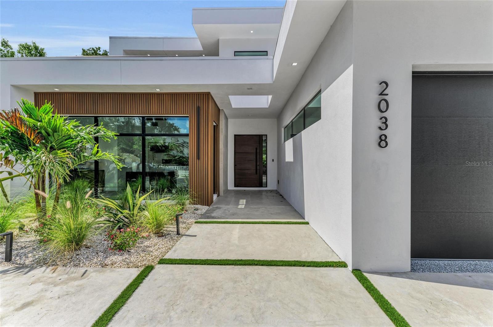 GROVE LAWN REP - Residential