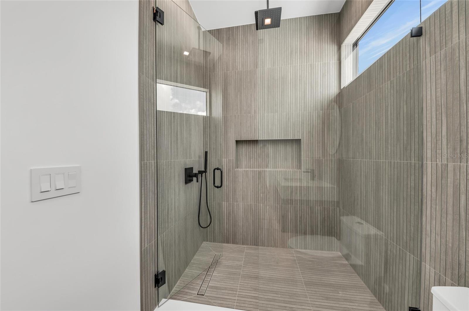 GROVE LAWN REP - Residential