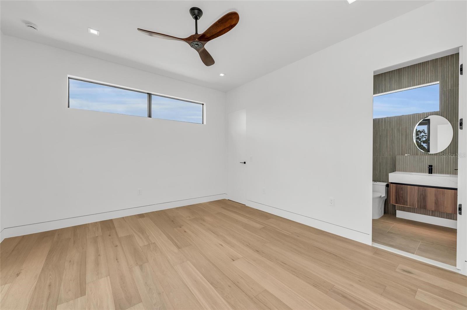 GROVE LAWN REP - Residential