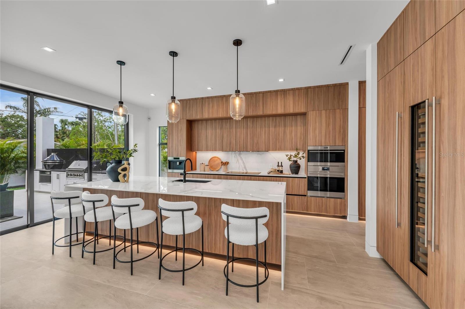 GROVE LAWN REP - Residential