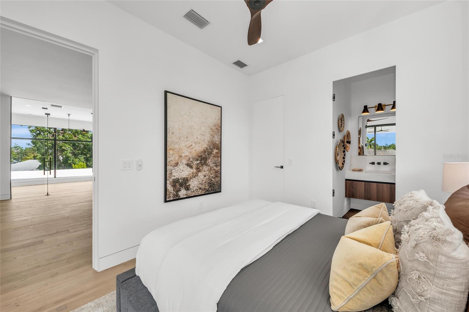 GROVE LAWN REP - Residential