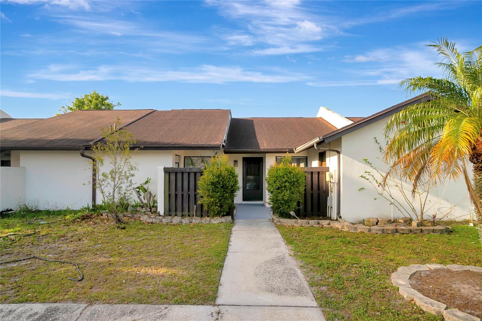 Welcome to a charming WATERFRONT three-bedroom, two-bath villa located in a sought-after area of Bellefield Village in the Plantation Community. Freshly painted throughout. The cook in your house will appreciate the brand new open kitchen. Custom Granite counter tops, All new cabinets and Brand New appliance package. Bathrooms has been recently updated with new vanities and counters, updated lighting and plumbing fixtures. Upon entering, you will be greeted by an inviting open floor plan and a picturesque view of the serene pond through the sliding glass door and the covered screened patio. The primary bedroom boasts ample space, an en-suite bath, and a walk-in shower. Across the hall, you will find two additional bedrooms that share a bath. AC is in great condition and roughly 3 years old! The community offers amenities such as a pool, clubhouse, tennis court, lakes, playground, and more. Additionally, it is conveniently situated near dining options and major expressways. Don't miss the opportunity to tour this lovely home – schedule your appointment today before it's too late!