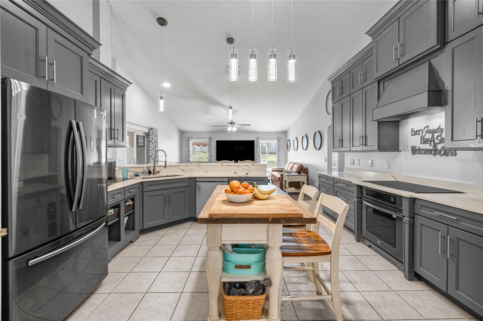 OCALA WATERWAY ESTATE - Residential