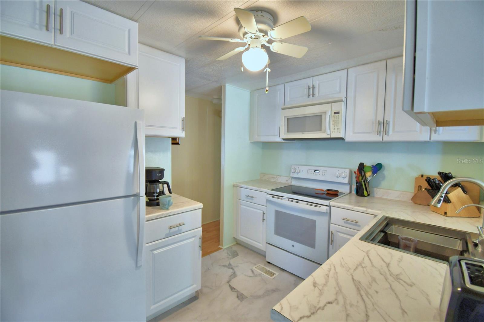 OAKWOOD ESTATES - Residential