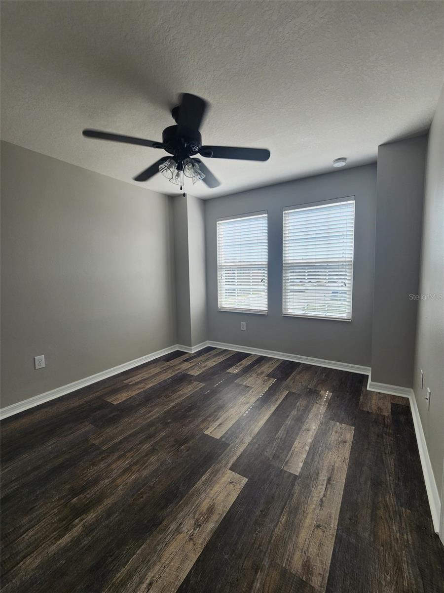 OAK CREEK PRCL 2 UNIT 2B - Residential Lease