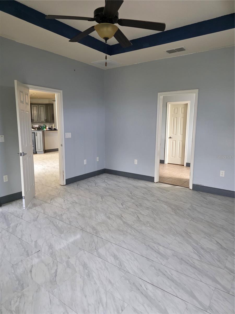 HARTFORD ESTATES - Residential