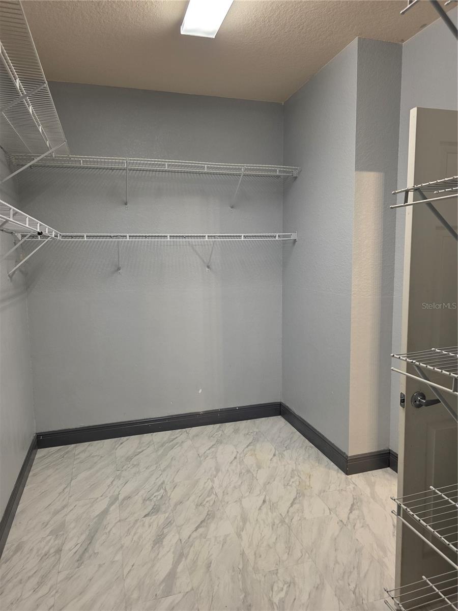 HARTFORD ESTATES - Residential