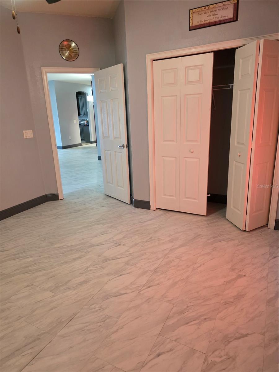 HARTFORD ESTATES - Residential