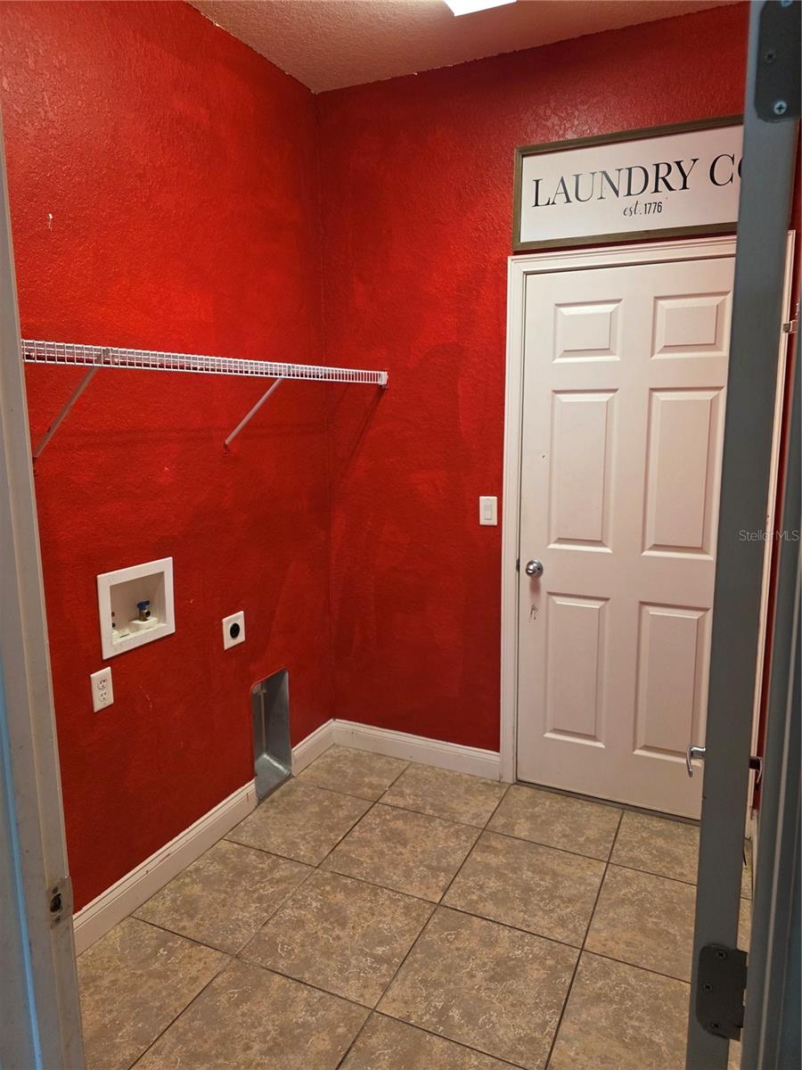 HARTFORD ESTATES - Residential