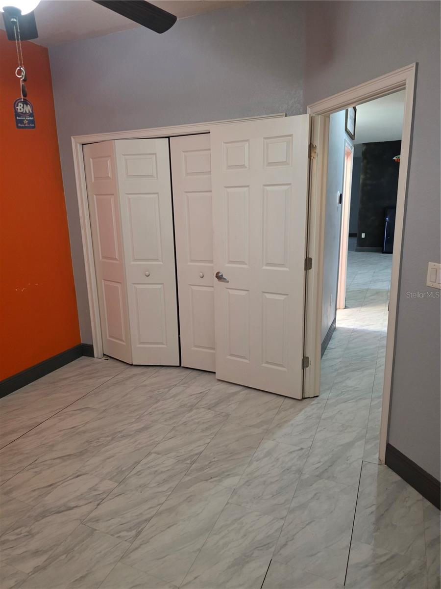 HARTFORD ESTATES - Residential