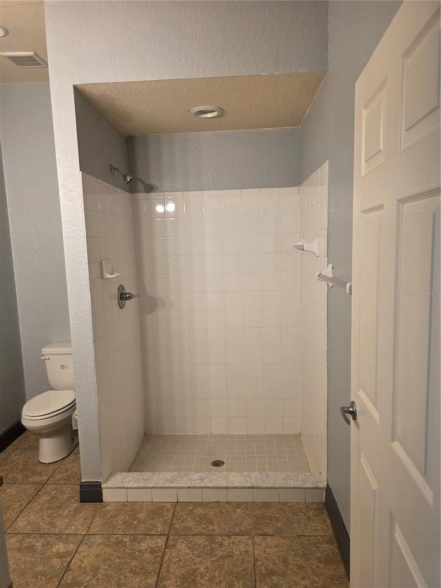 HARTFORD ESTATES - Residential