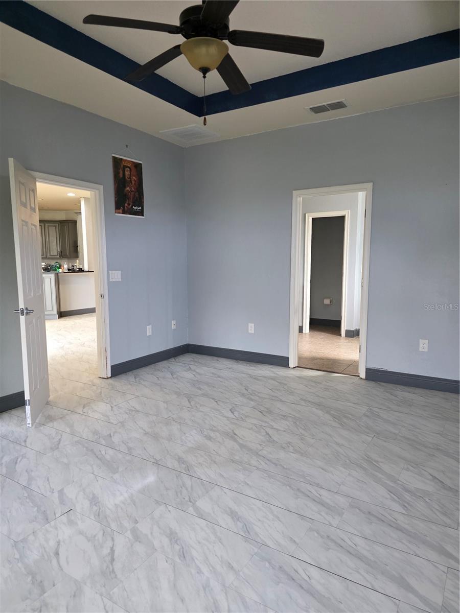 HARTFORD ESTATES - Residential