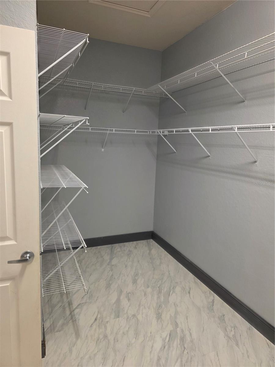 HARTFORD ESTATES - Residential