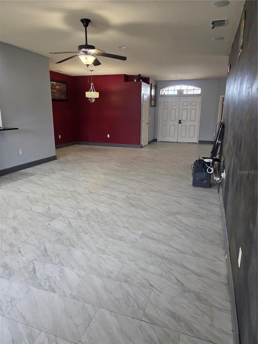 HARTFORD ESTATES - Residential