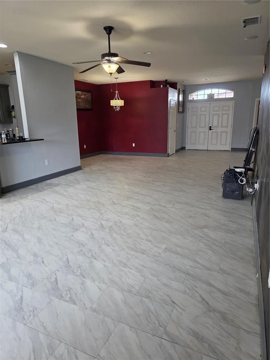 HARTFORD ESTATES - Residential