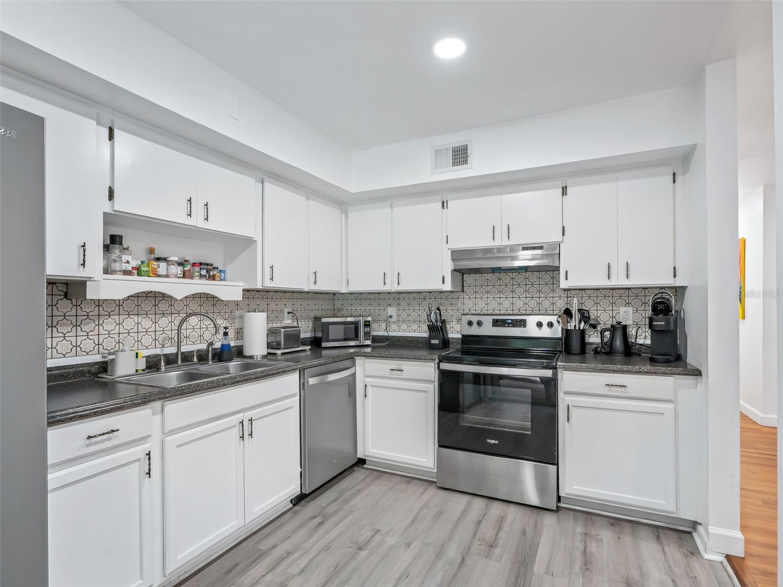 MARION OAKS UN 02 - Residential