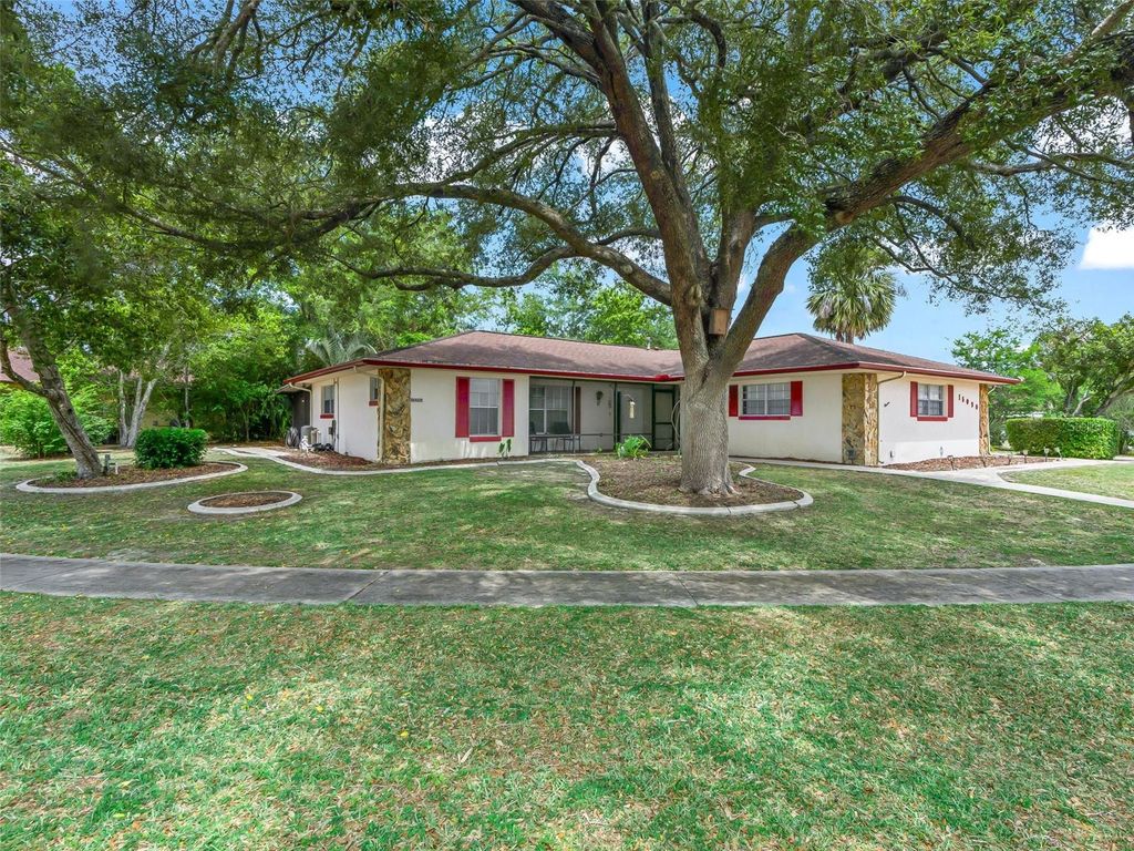 Photo of 15090 SW 35th Circle, Ocala, FL 34473 (MLS # OM723886)