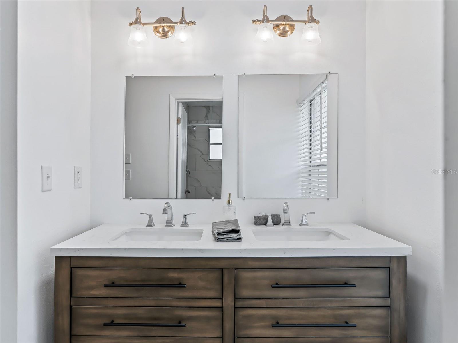 MARION OAKS UN 02 - Residential
