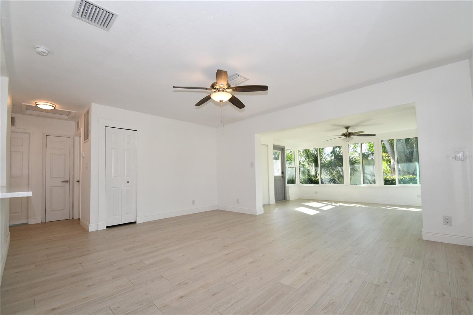 BAYWOOD SHORES 1ST ADD - Residential