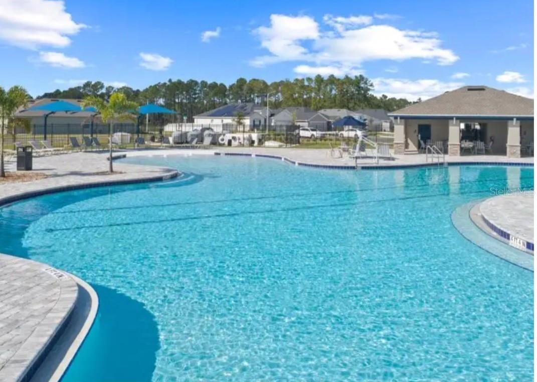 CHATEAU/ASTONIA - Residential Lease