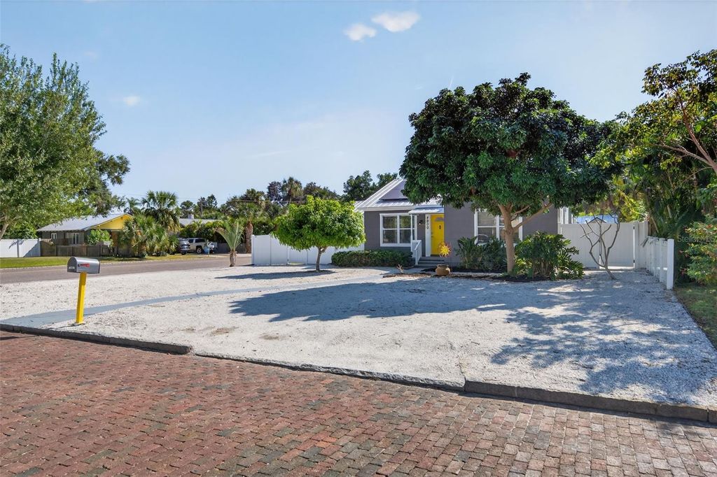 Photo of 4900 27th Avenue S, Gulfport, FL 33707 (MLS # TB8441956)