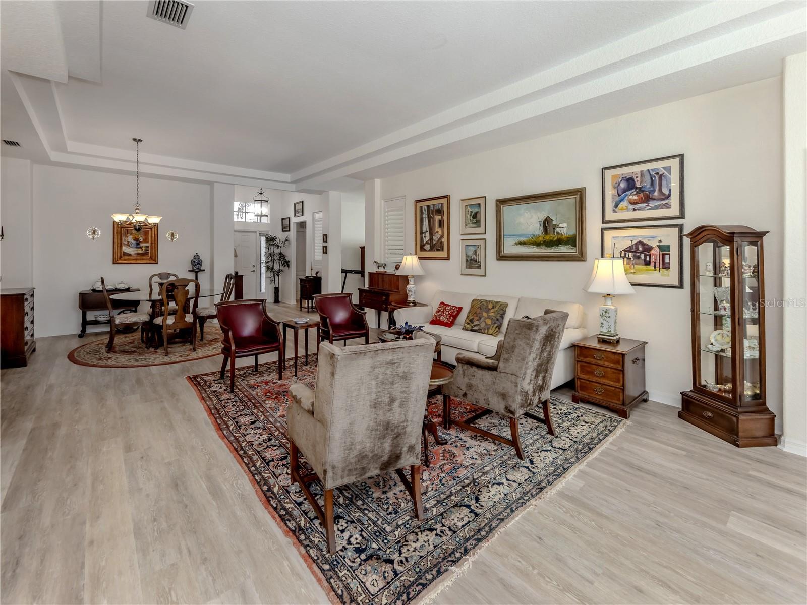 STONEYBROOK AT VENICE - Residential