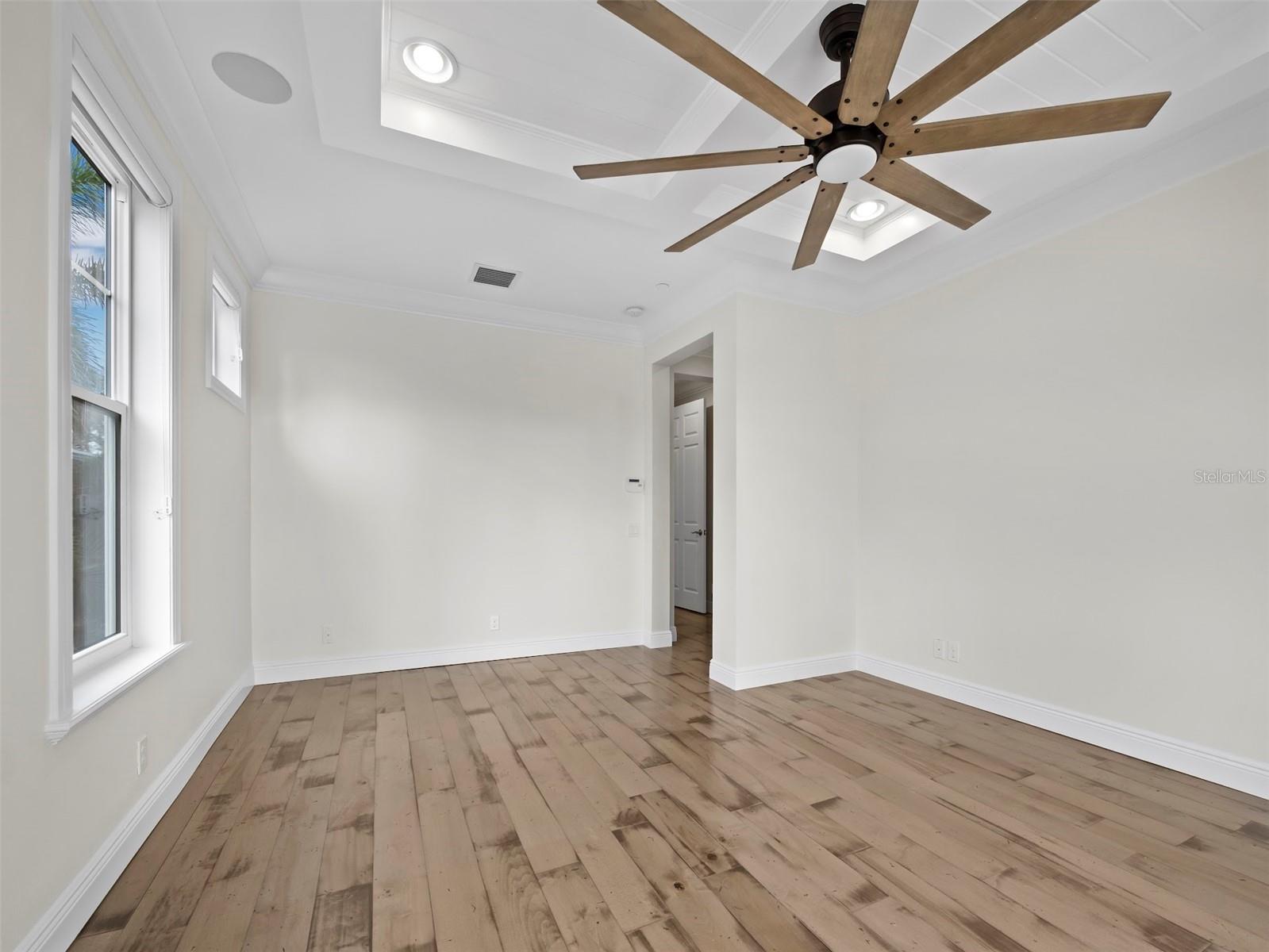 CONRAD BEACH - Residential