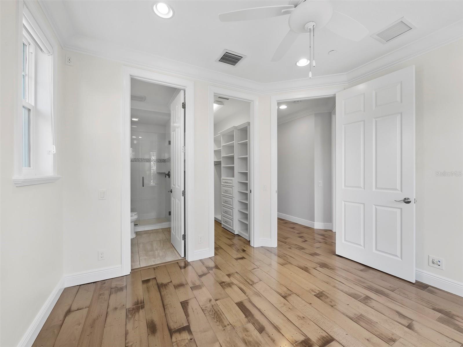 CONRAD BEACH - Residential