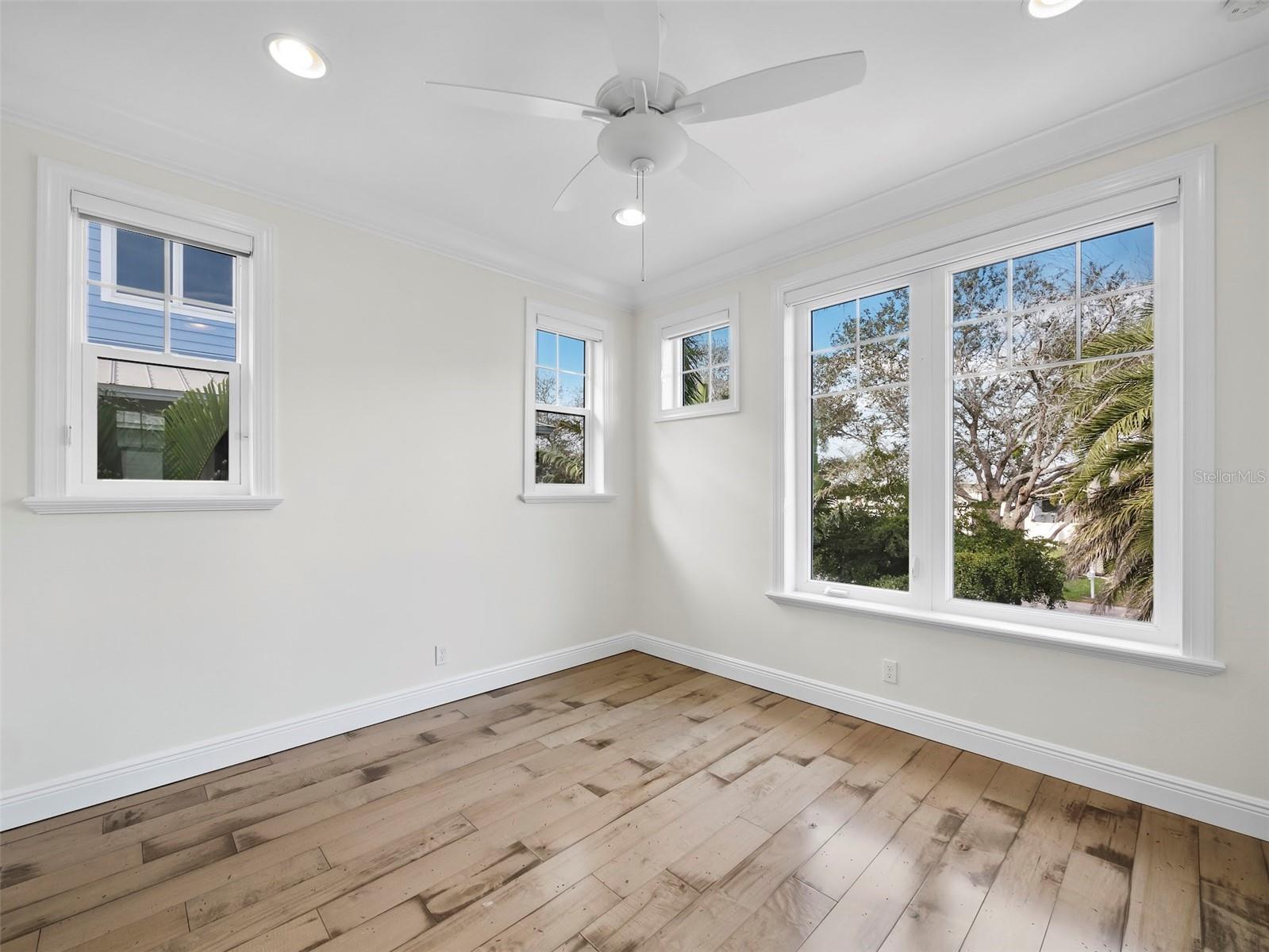 CONRAD BEACH - Residential