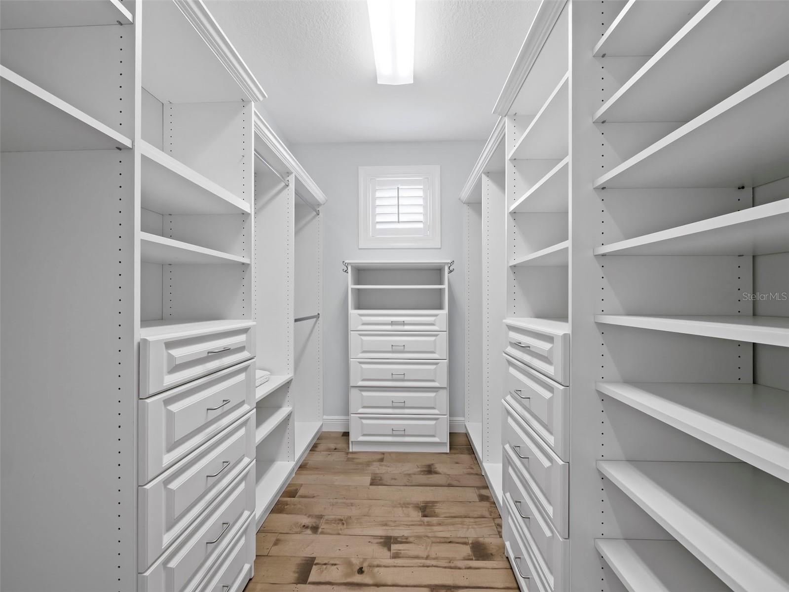 CONRAD BEACH - Residential