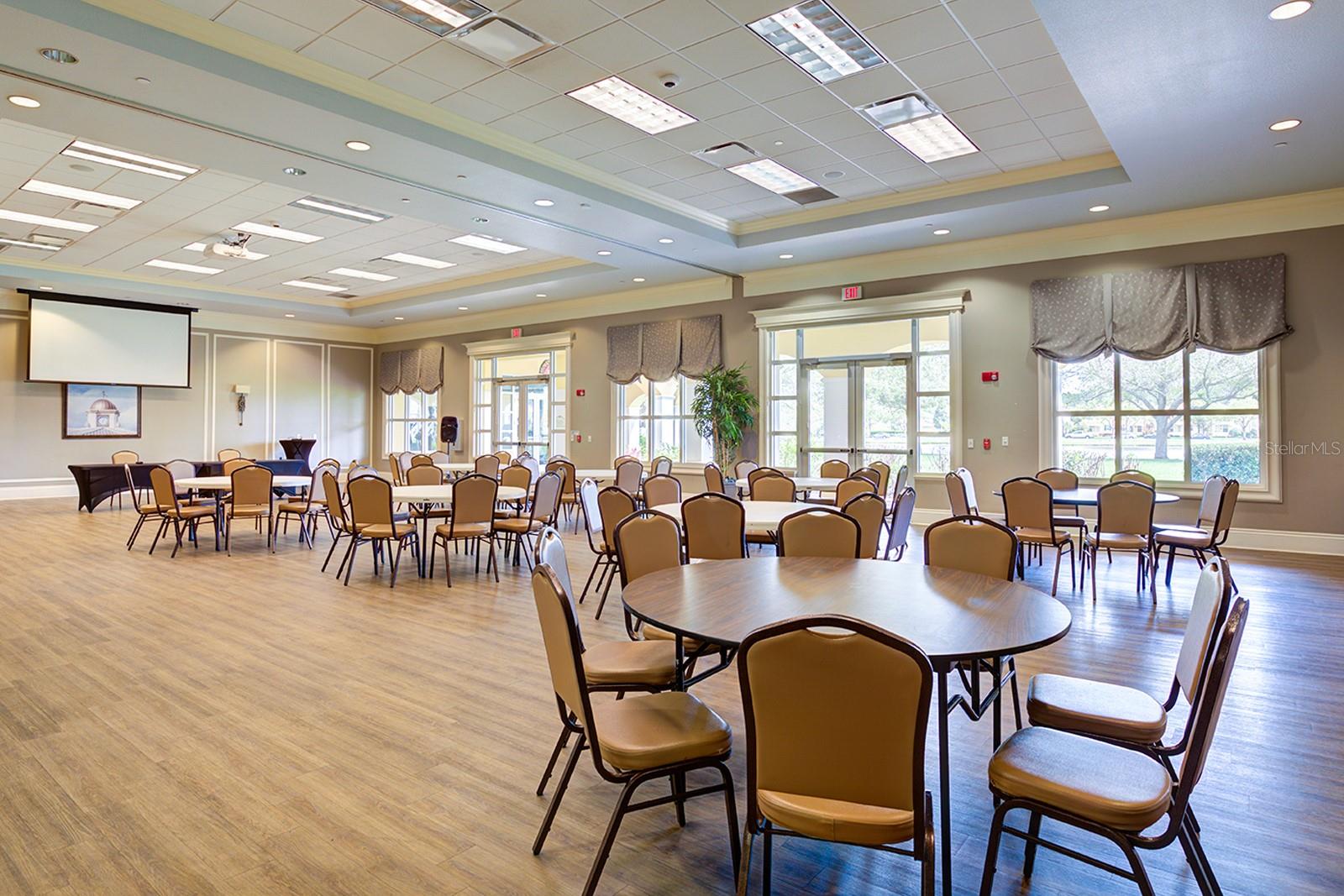 VILLAGEWALK/LK NONAD & 01 - Residential