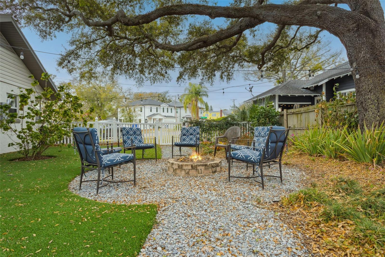 2603 N RIDGEWOOD AVENUE