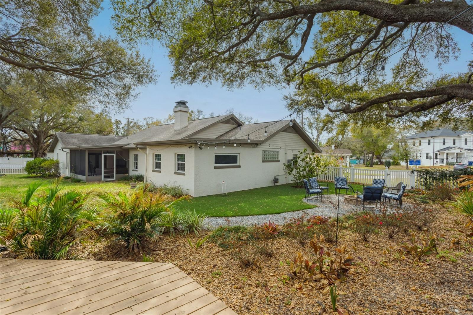 2603 N RIDGEWOOD AVENUE