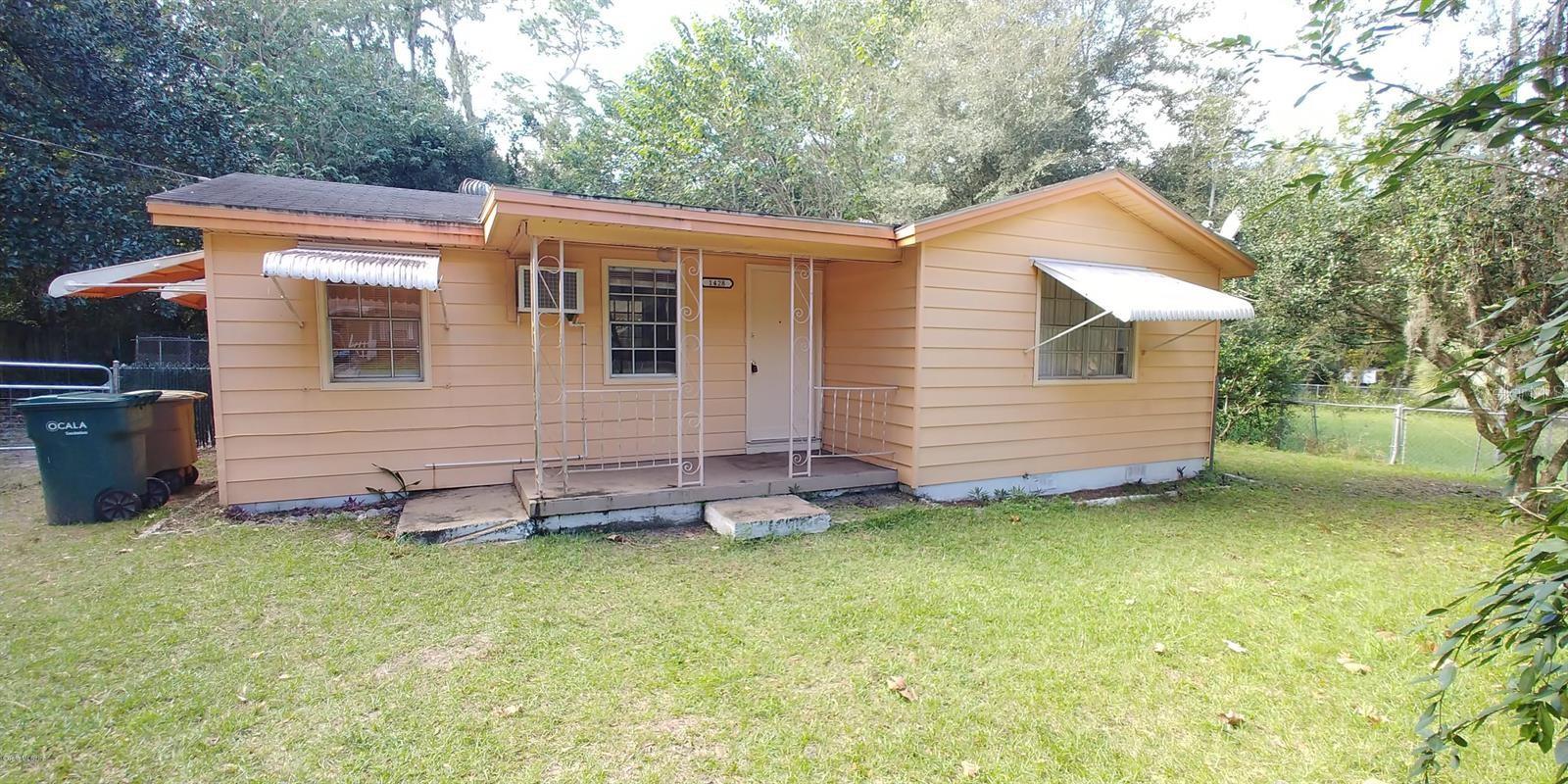 Cute 2 bedroom 1 bath! New carpet in living room, fresh paint! Move in ready! Room measurements should be verified by the tenant. Application fee is $60 for the first adult and $40 for each additional adult (non-refundable; includes background and credit checks).