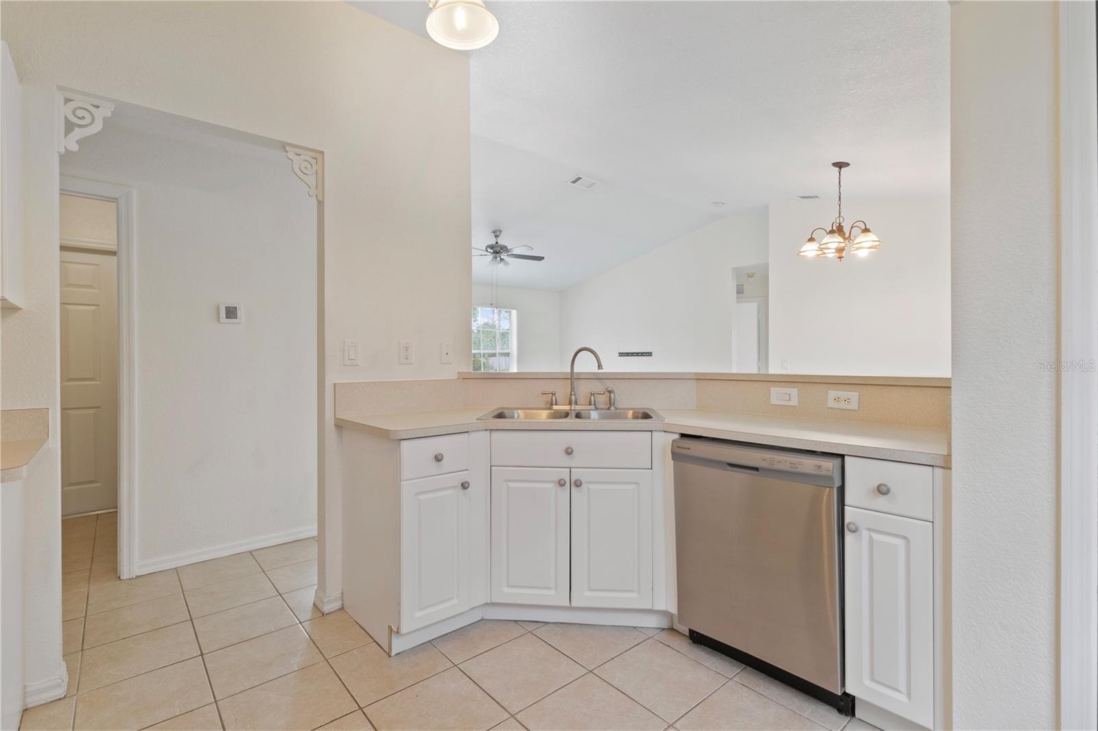 PORT CHARLOTTE 9 - Residential Lease
